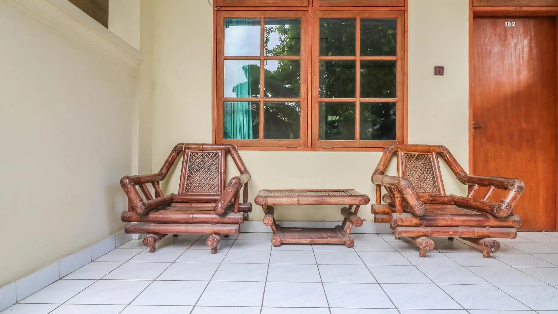 Hotel Super Oyo 1654 Maha Bharata Kuta Inn Legian