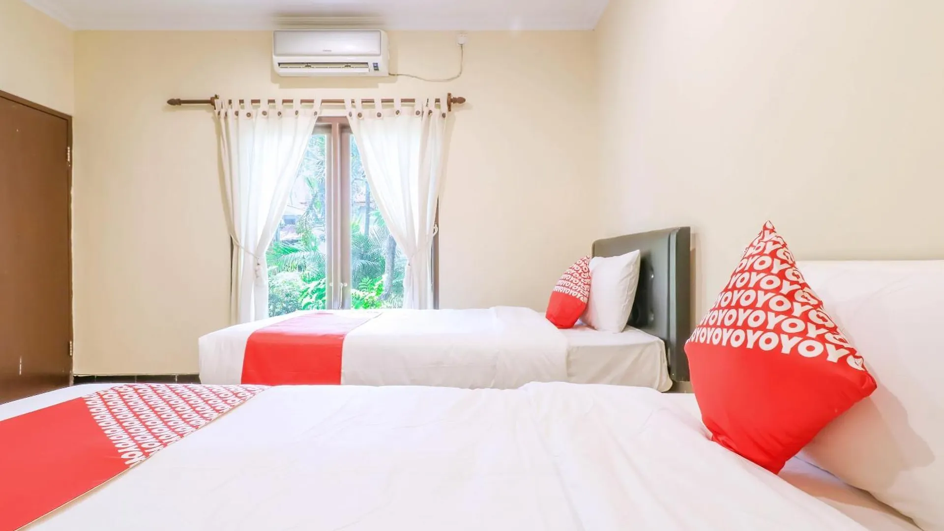 Super Oyo 1654 Maha Bharata Kuta Inn Legian  2*, Legian (Bali) Indonesia